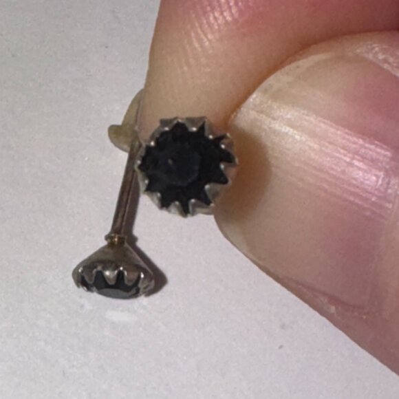 5 Mm Star Black Cz And Sterling Post Earrings - Picture 11 of 12